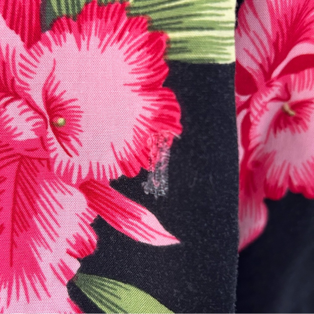 Two Palms Hawaii Aloha Hibiscus Button Shirt Womens Large‎ Black Pink - Picture 5 of 8